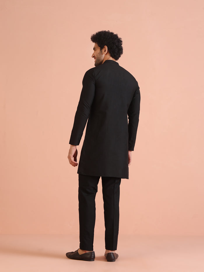 Black Solid Mid Kurta
