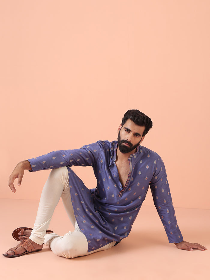 Lavender Kurta with Silver Buta Print and Contrast Placket