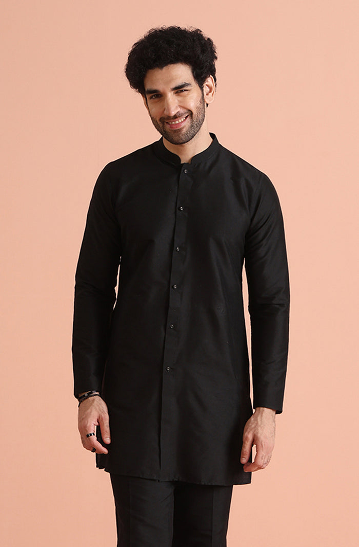Men Black Regular Fit Solid Kurta