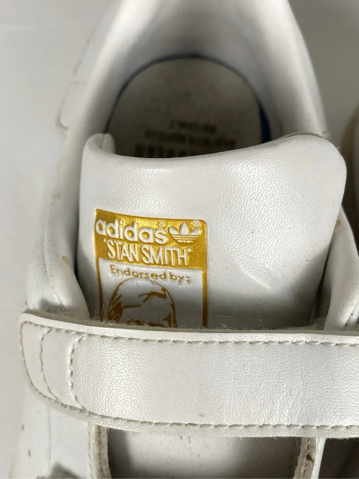 Adidas-skinnsneakers