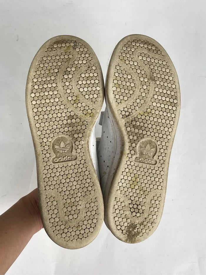 Adidas-skinnsneakers